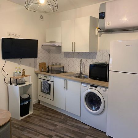 Studio Lumineux Et Equipe Apartamento Villemomble Exterior foto